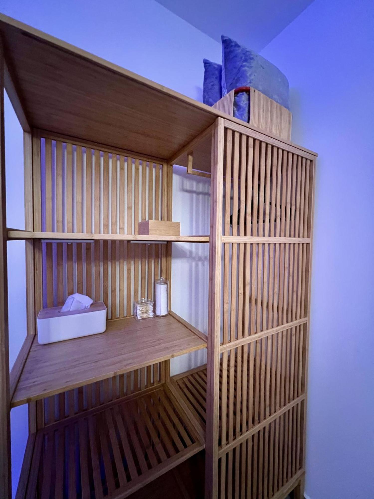 Fat Cow Apartments Larnaca Bagian luar foto